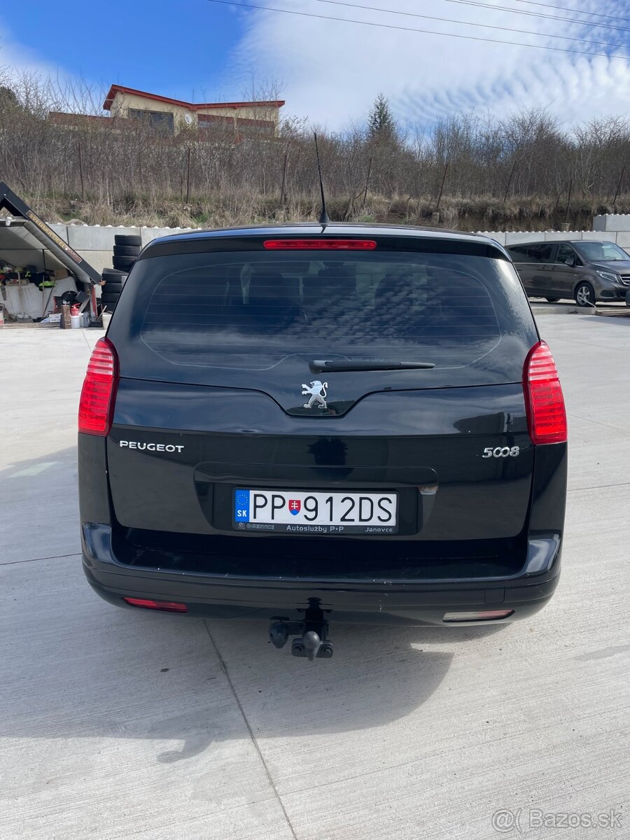 Peugeot 5008 - 6