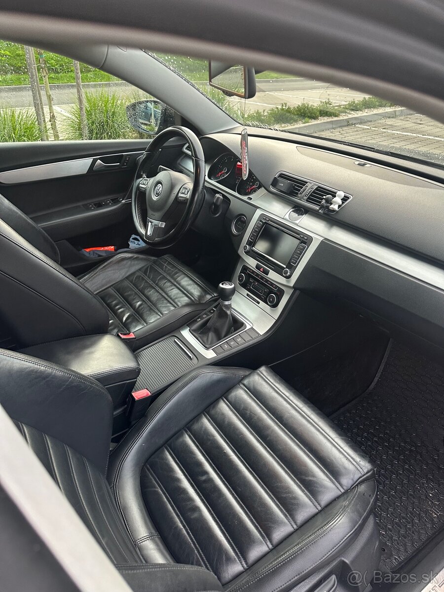 Volkswagen Passat B7 Varinat HIGHLINE - 6