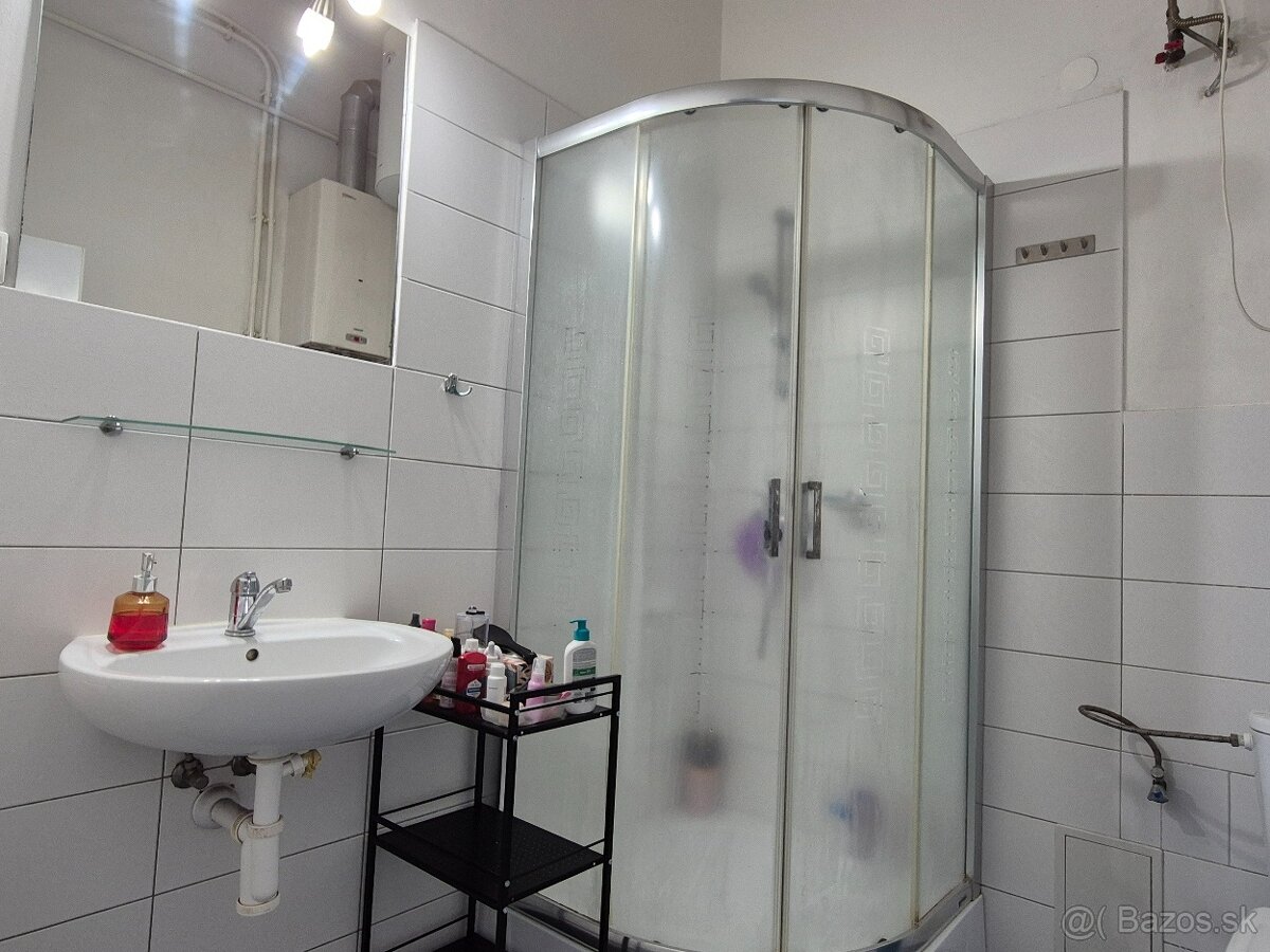 Prenájom 2 izbový byt na Hlavnej ul. PO - 6