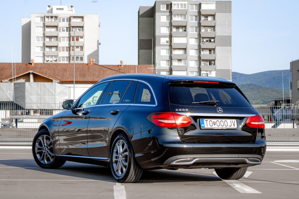 Predam Mercedes C200d, 2143ccm, 9-rychlostny automat - 6