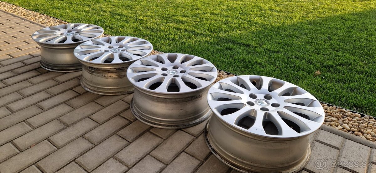 ŠKODA R16, ROOMSTER, FABIA 2 - 6