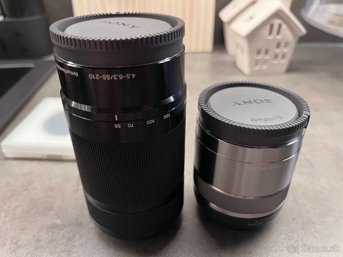 Sony Alpha A6000 + 16-50mm + 55-210mm + 30mm macro - 6