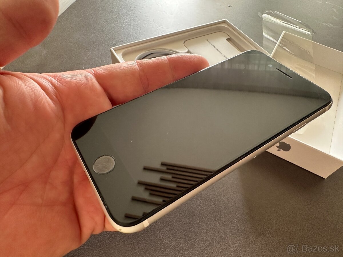 Iphone SE 64Gb 2020 v perfektnom stave - 6
