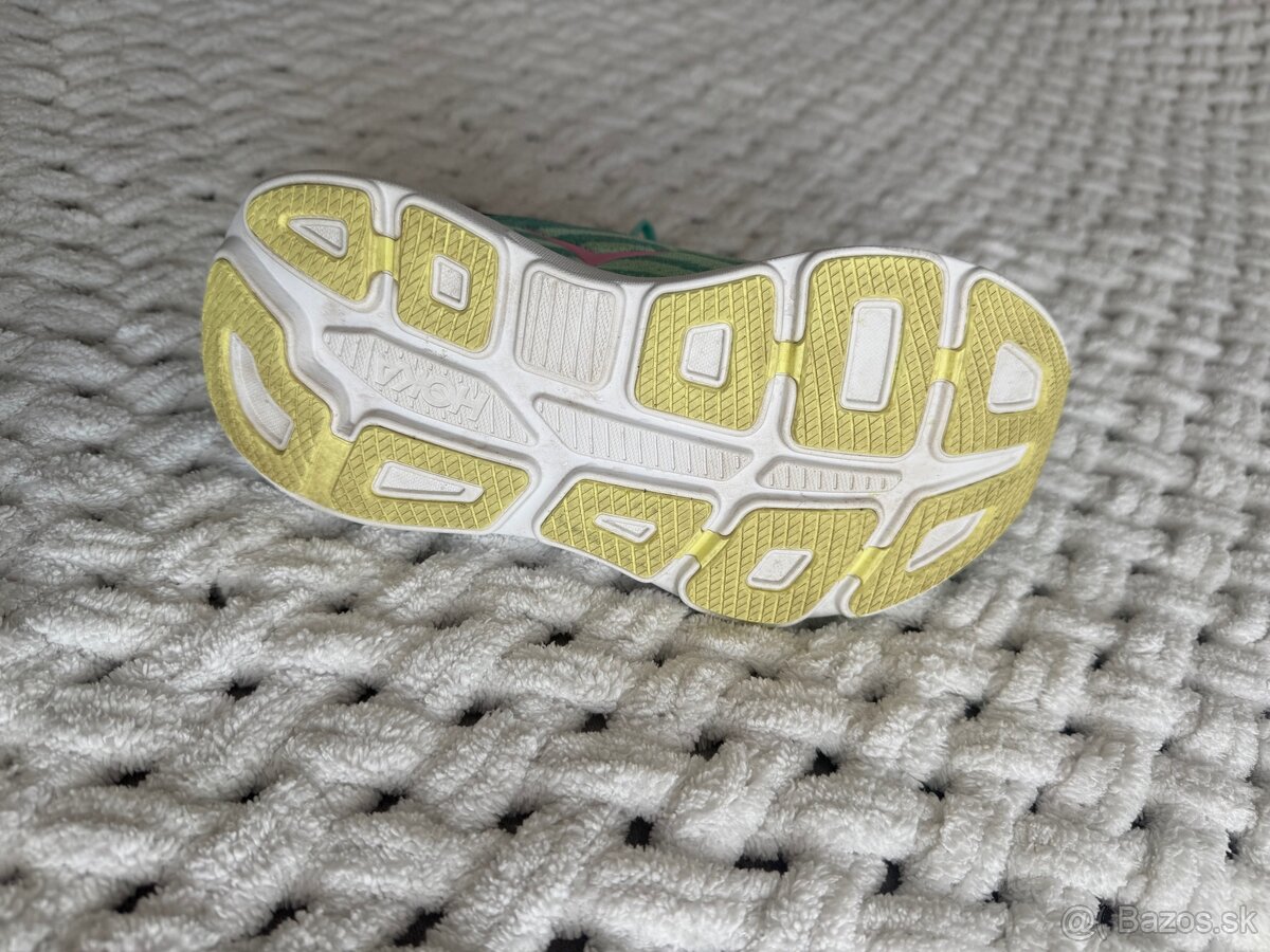 Predám HOKA Bondi 9 - 6