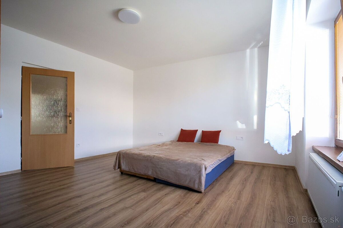 5-izbový rodinný dom - Hontianske Moravce - 6