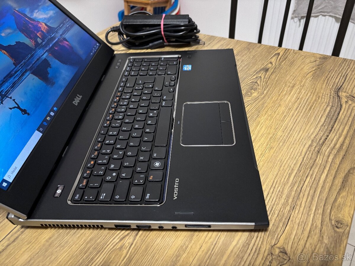 17.3"/Dell/Notebook/i3/8GB RAM DDR3/500GB HDD/Intel HD 2GB - 6