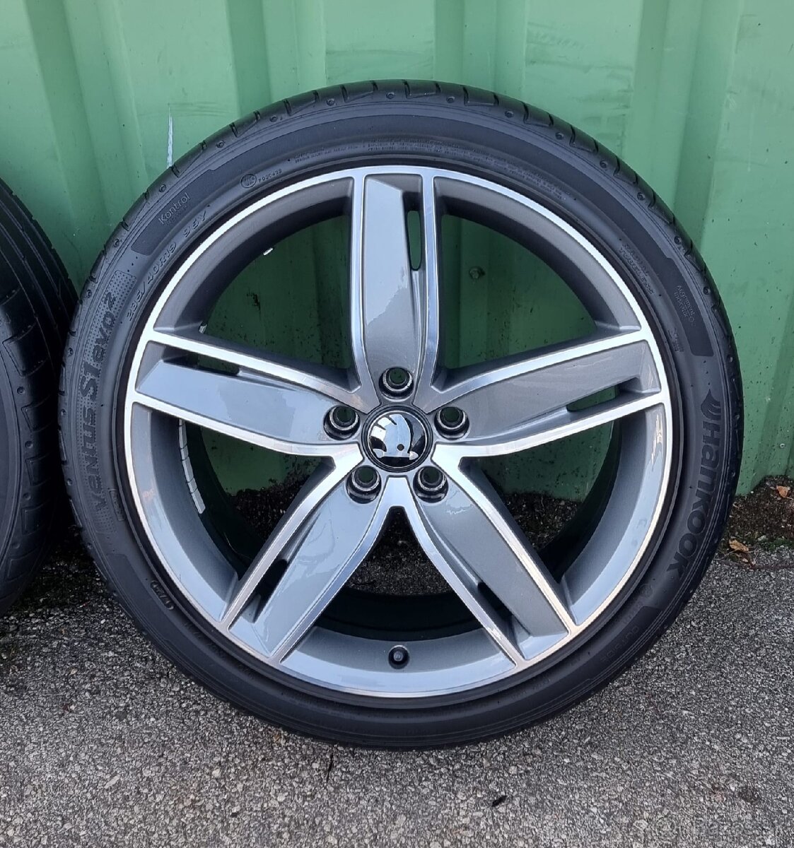 Disky skoda, vw, Audi r19 5x112 - 6