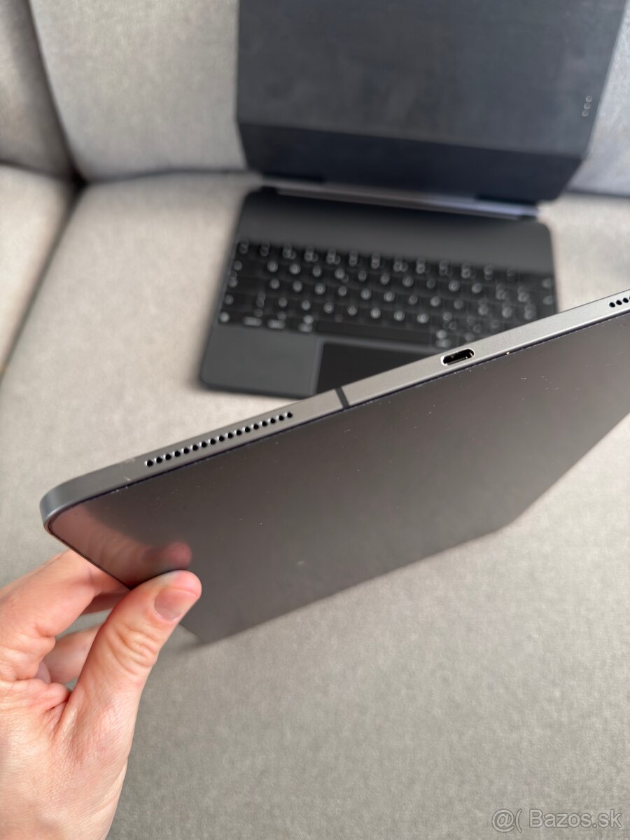 Apple iPad PRO 12,9" 4. gen 256GB Wi-Fi + Cellular - 6