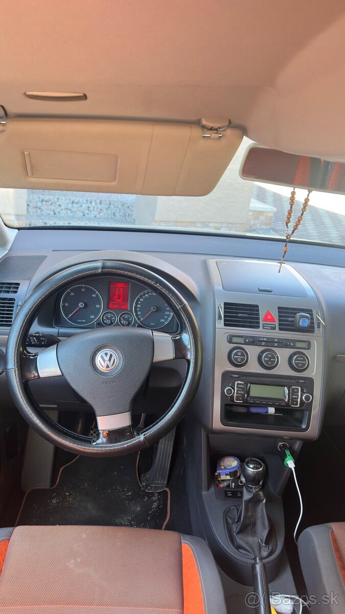 VW TOURAN CROSS 1.9 TDI - 6