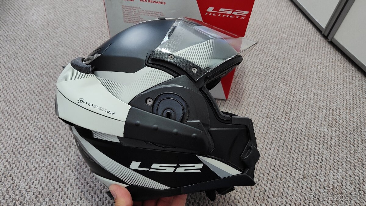 Predám preklopnú helmu LS2 FF393 covert hawk veľkosť L - 6