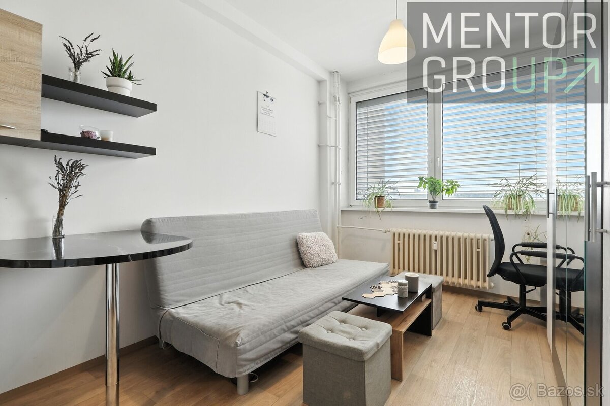 REZERVOVANÉ Na predaj 2-izbový byt s parkovacím miestom, St - 6