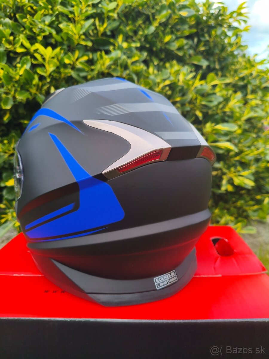 Přilba na motorku. Nová - 6