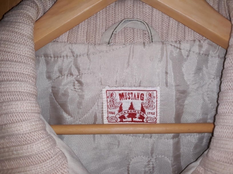 Bunda Mustang, svetlá na miernejšiu zimu. - 6