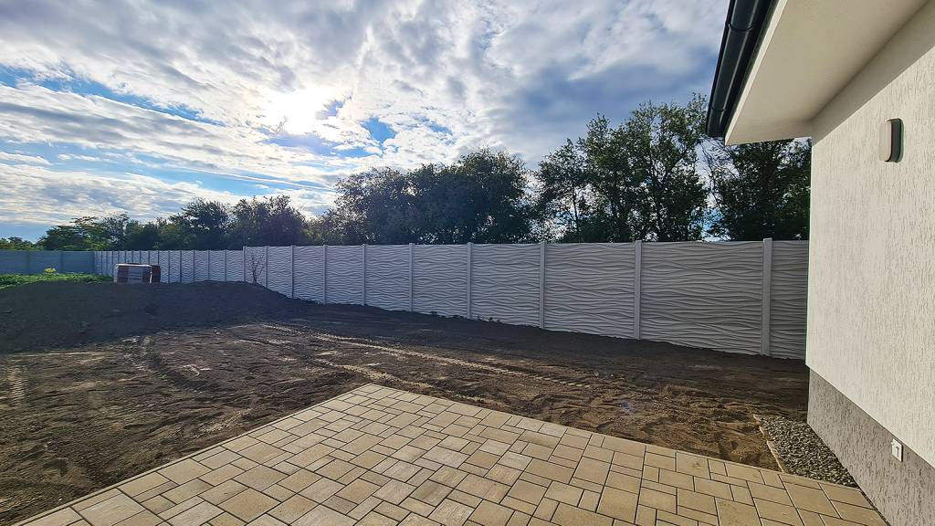 Priestranný, moderný bungalov, dokončený na kľúč / NOVOSTAVB - 6