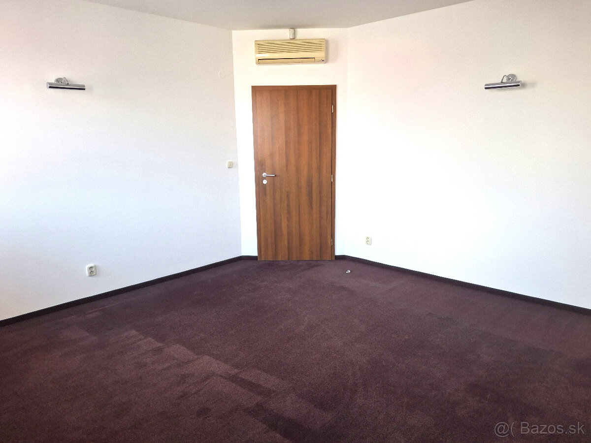 Prenájom kancelárskeho priestoru 78 m2 vhodný ako sídlo firm - 6