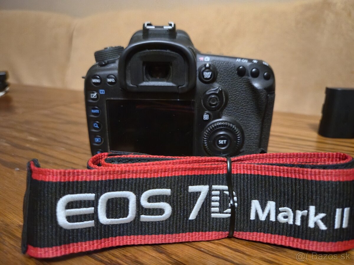Canon 7D Mark II - 6