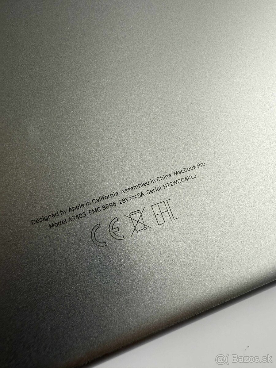 ⭐️ MacBook Pro 16" (2024), M4 PRO, 512TB, 3 cykly batérie - 6