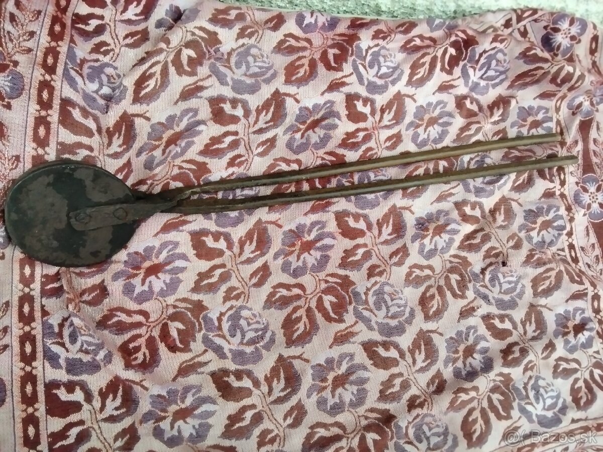 Starožitný kovaný oblatkovac kliešte - 6