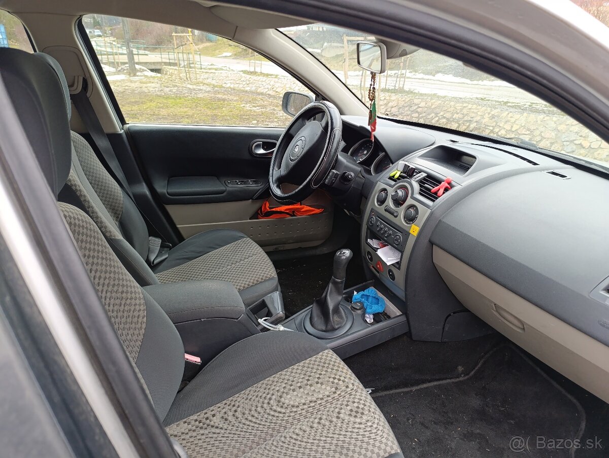 Renault Megane Grandtour - 6