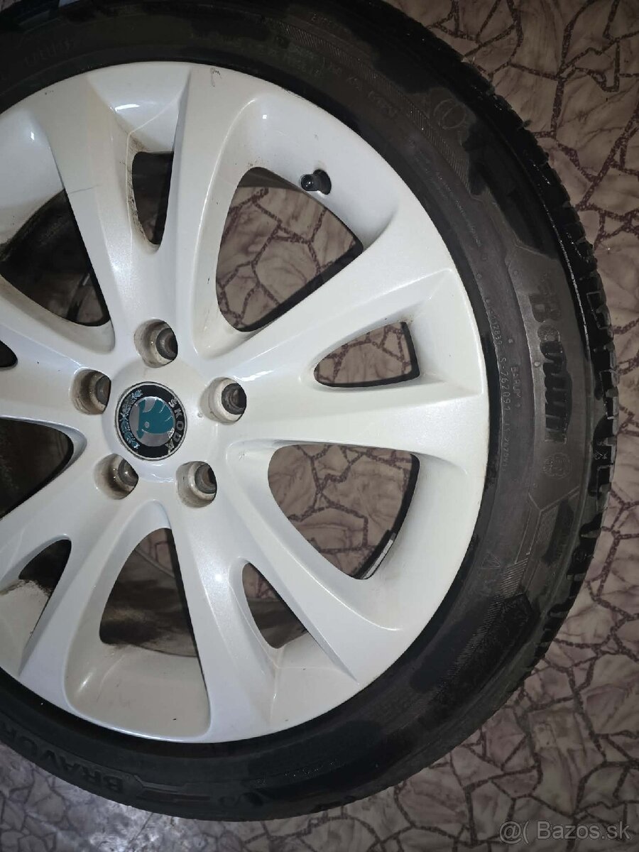 Škoda Superb elektróny 5x 225/45 R17 - 6