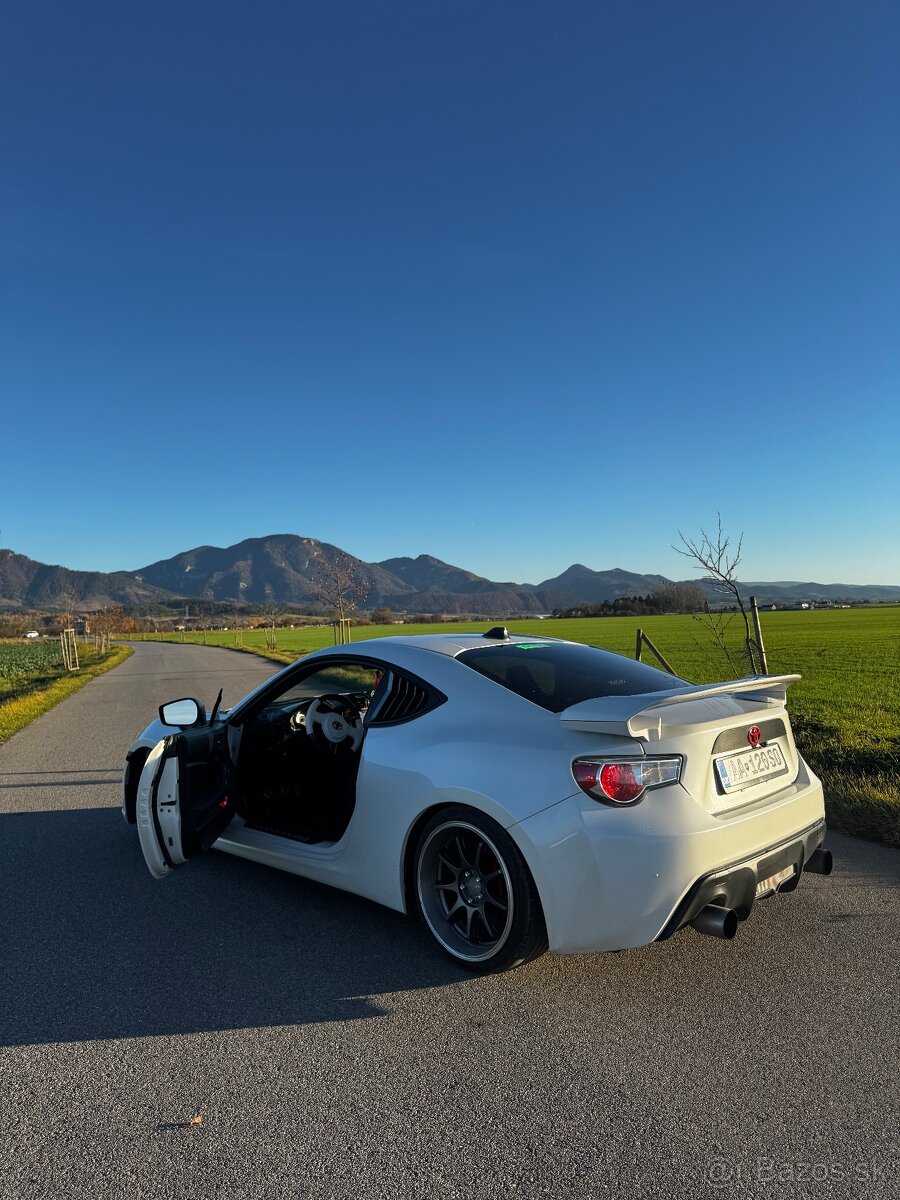 Toyota GT86 (2013 | 147 kW | len 117 000km) - 6