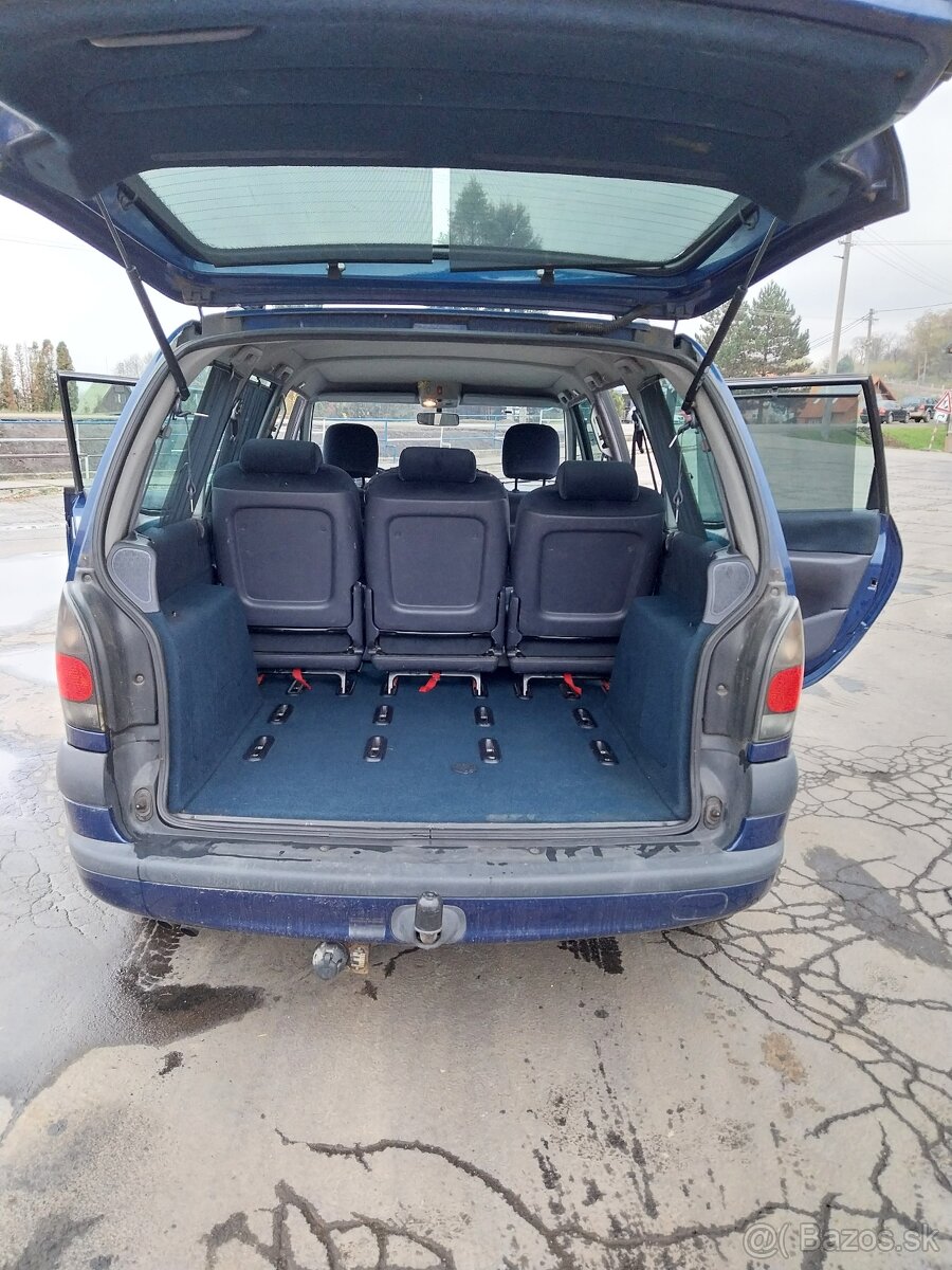 RENAULT ESPACE III 2,2 dci 95 kw - 6