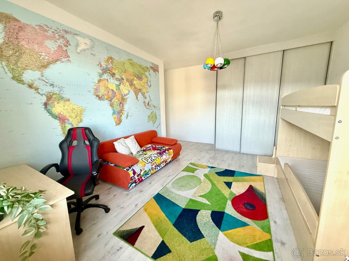 Krásny priestranný 3 izbový byt v centre BA - 6