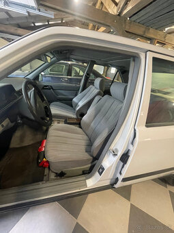 Mercedes 124 260E veterán - 6