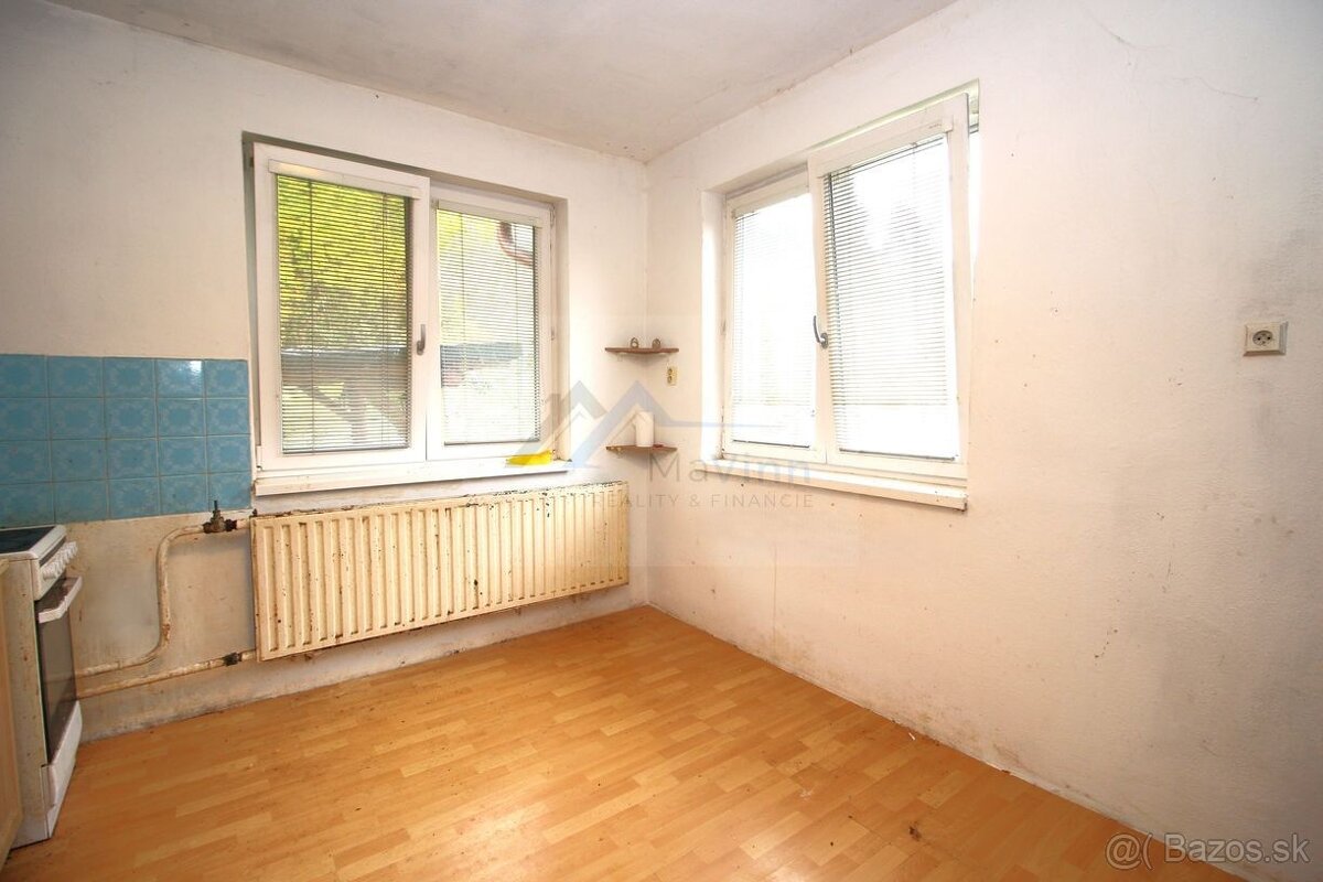 PREDAJ DOM s GARÁŽOU a poz. 539 m² Klížske Hradište - 6