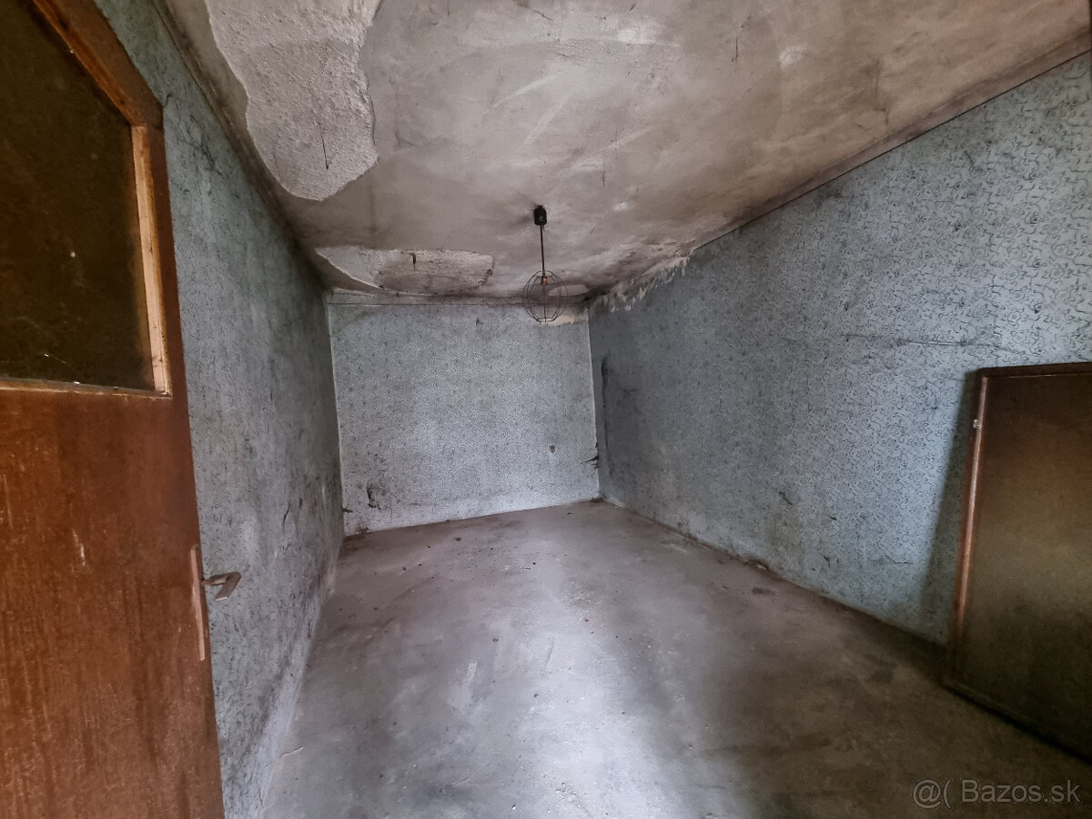 RODINNÝ DOM a POZEMOK 1205 m2 DOBRÁ VODA - TRNAVA - VOĽNÝ - 6