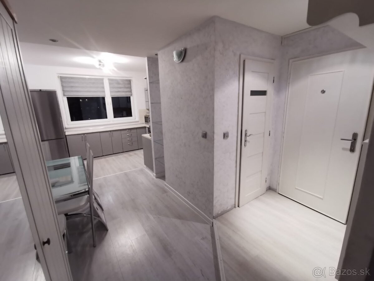 Krásny svetlý 3-izbový byt blízko centra PP, 78 m2 - 6