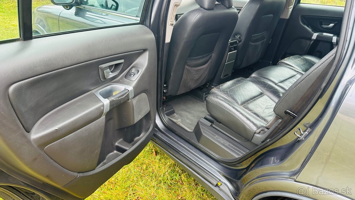Volvo XC90 2.4 D 4x4 - 6
