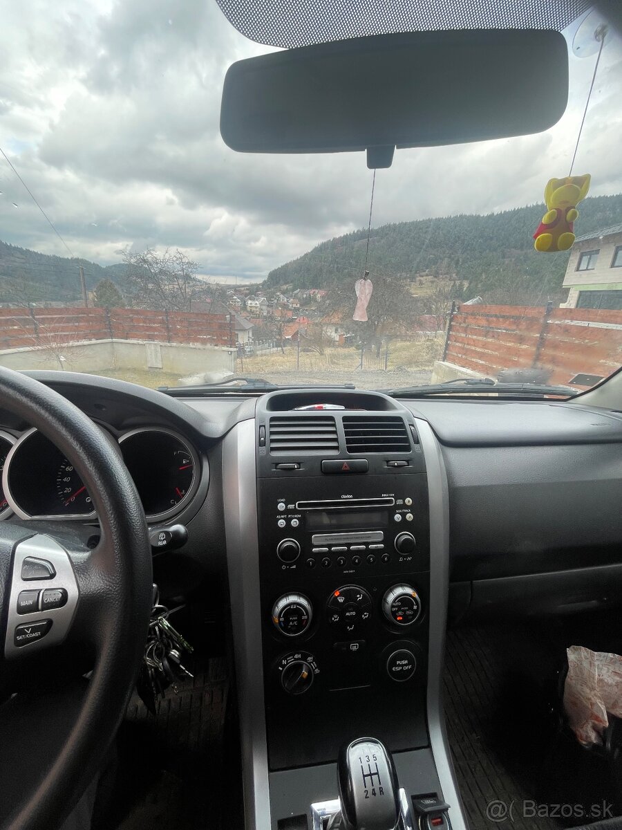 Suzuki grand vitara 1.9ddis 4x4 - 6