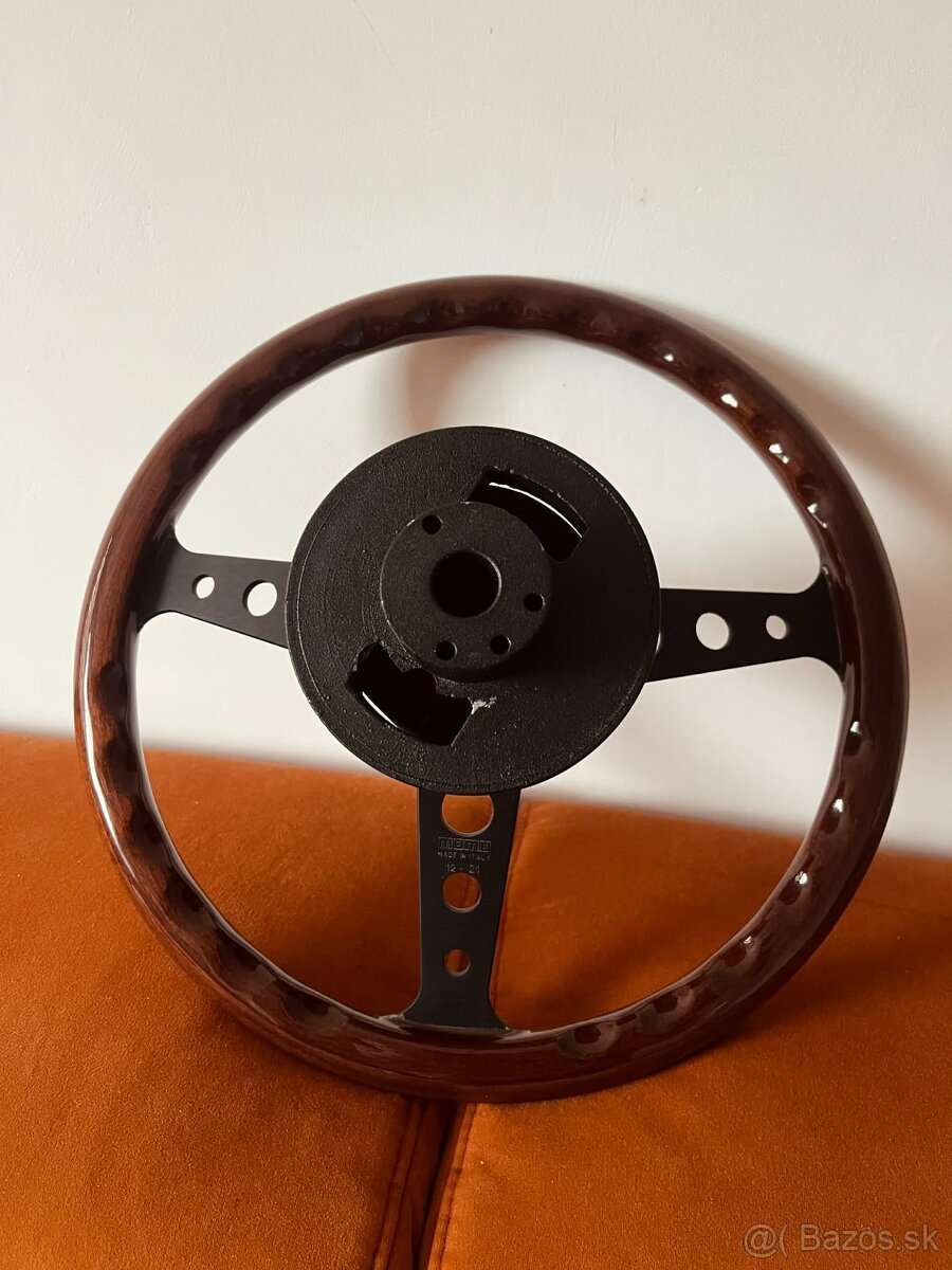 Momo drevený volant 350mm plus náboj - 6