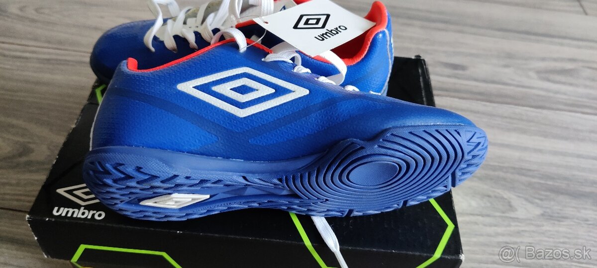 Detská obuv Umbro veľkosť 30 nové - 6