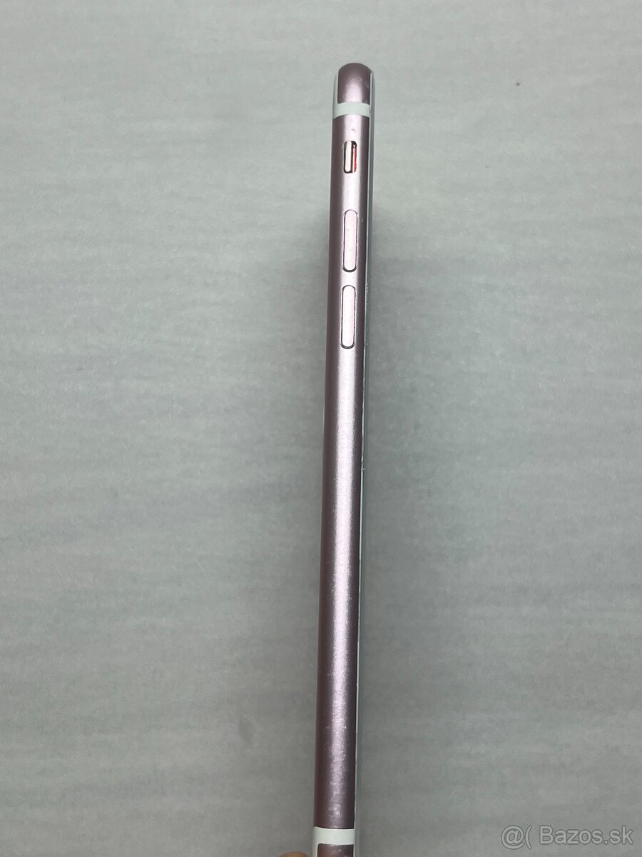 IPHONE 7 • 128GB - 6