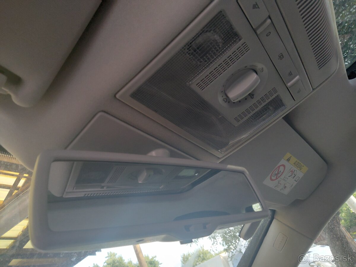 ALTEA XL 1.6 TDI NAVI BiXenon 145t km - 6