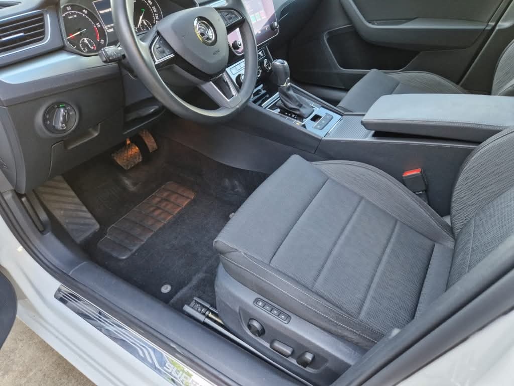 Superb 2,0 TDI 110kw Sedan Odpočet DPH - 6