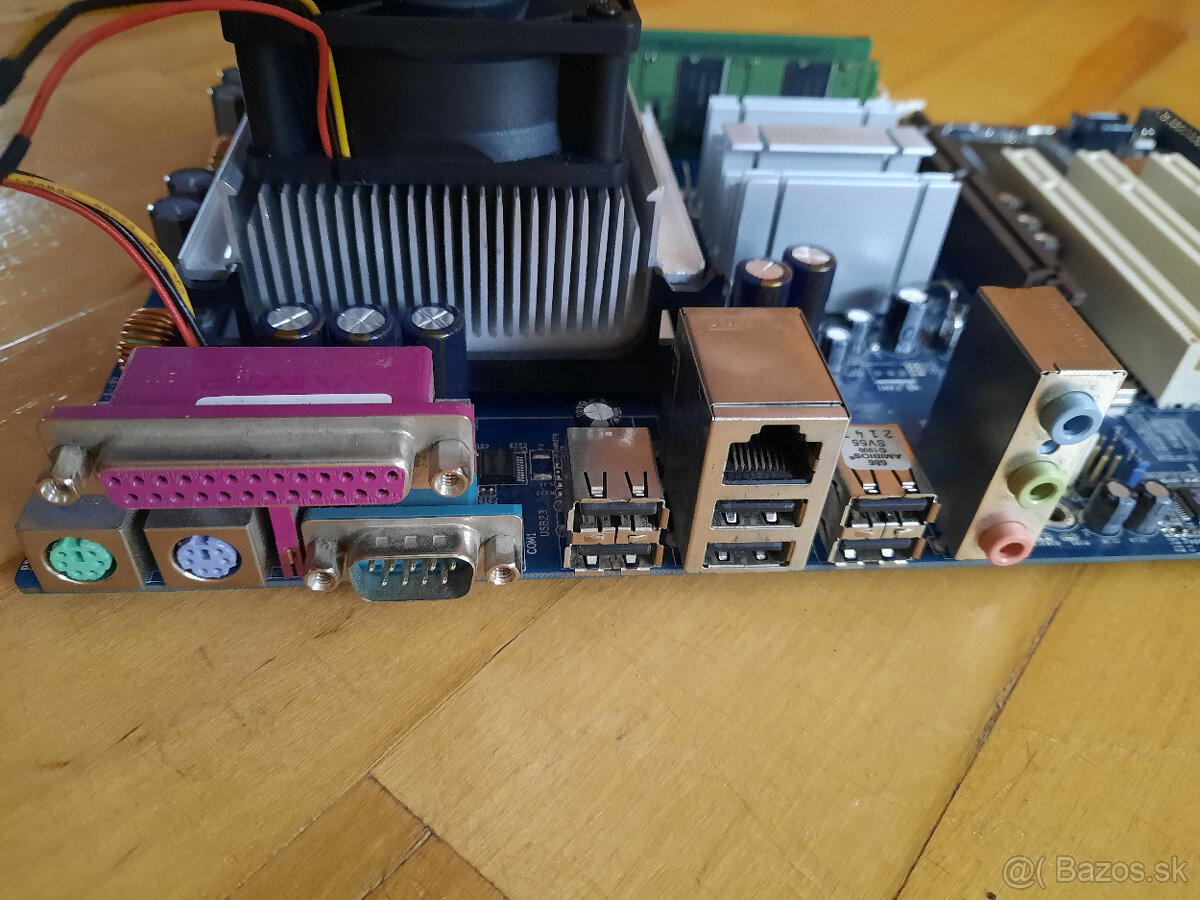 Retro zakladna doska Asrock P4I48 + CPU + RAM - 6