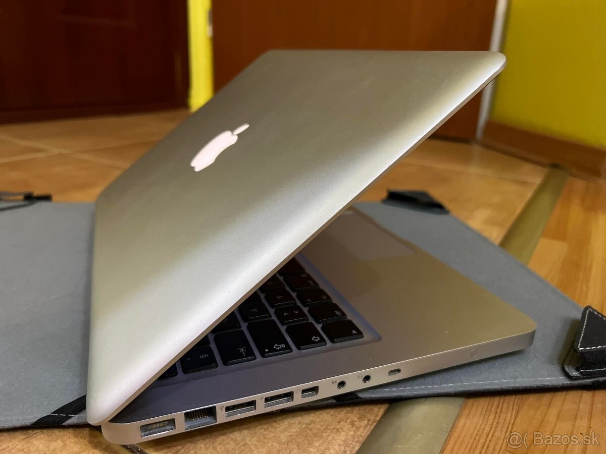 MacBook PRO 15" - 6