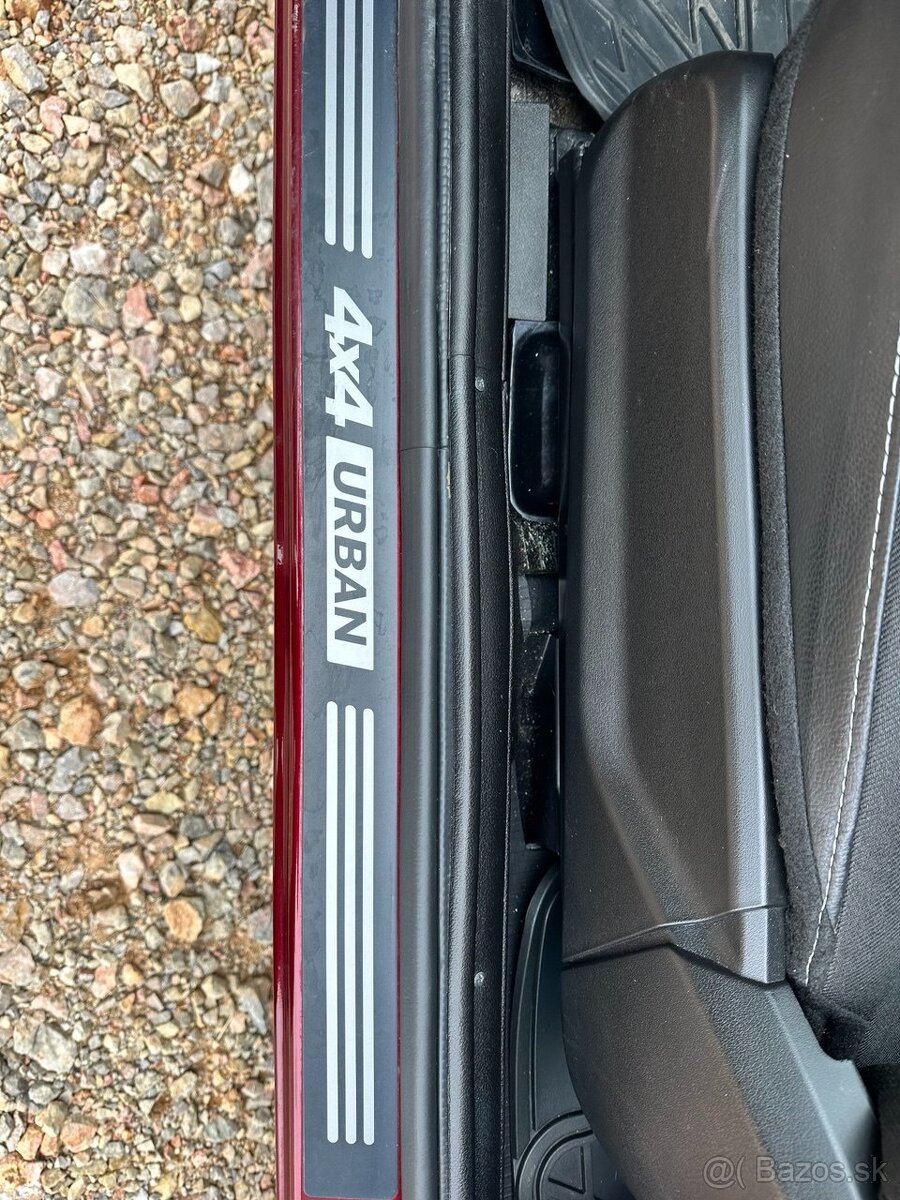 LADA NIVA URBAN BLACK EDITION - 6