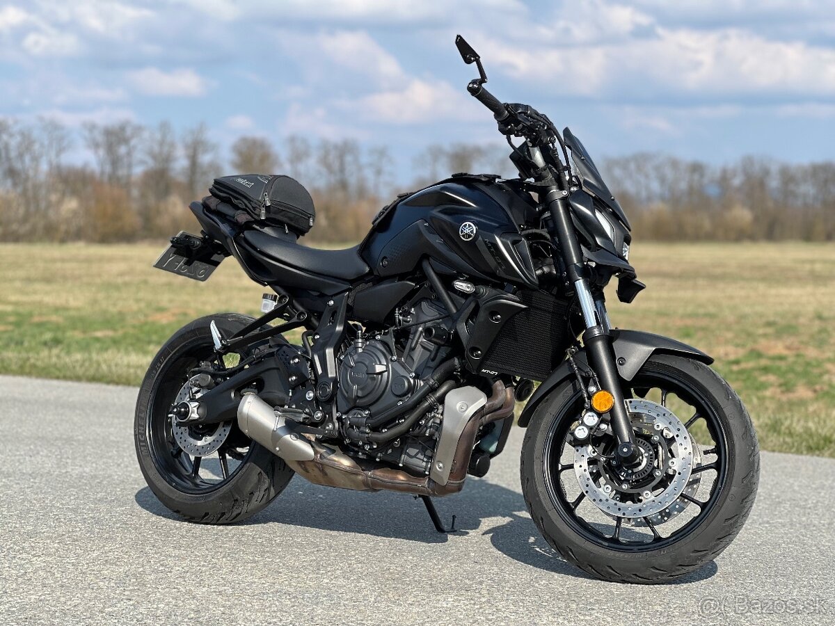Yamaha MT 07 - 6