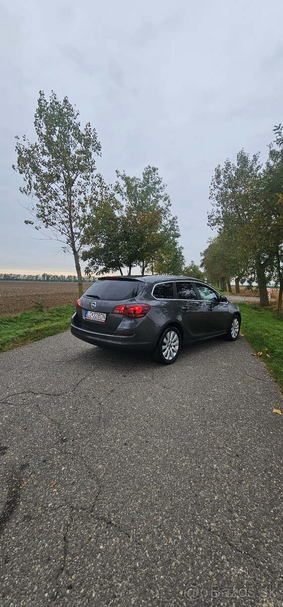 Opel Astra Sports Tourer .Rv 2011. 1.7 CDTI Diesel 81Kw110Ps - 6