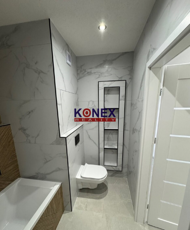 Na predaj moderný, kompletne zrekonštruovaný 4-izbový byt v - 6