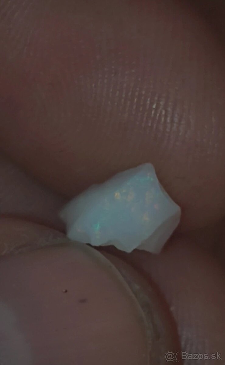 Slovenský Drahokam Opál XJ4 / 1,95ct - 6