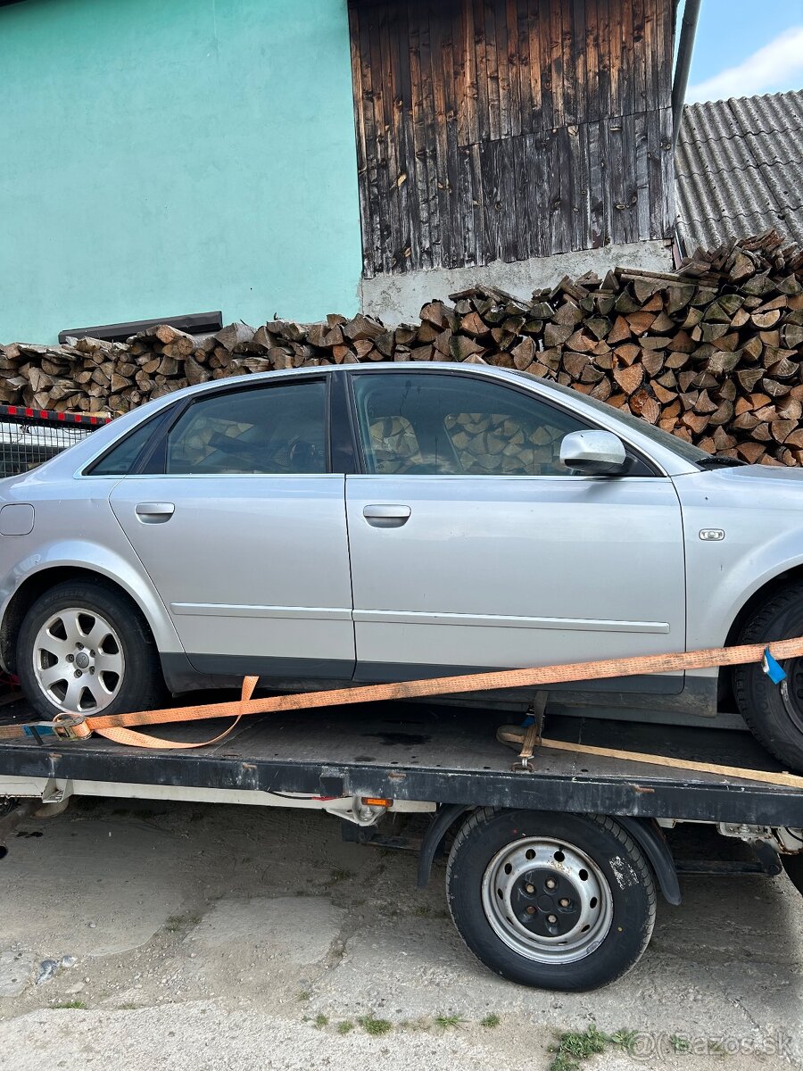 Rozpredam Audi A4b5 1.9tdi 96kw - 6