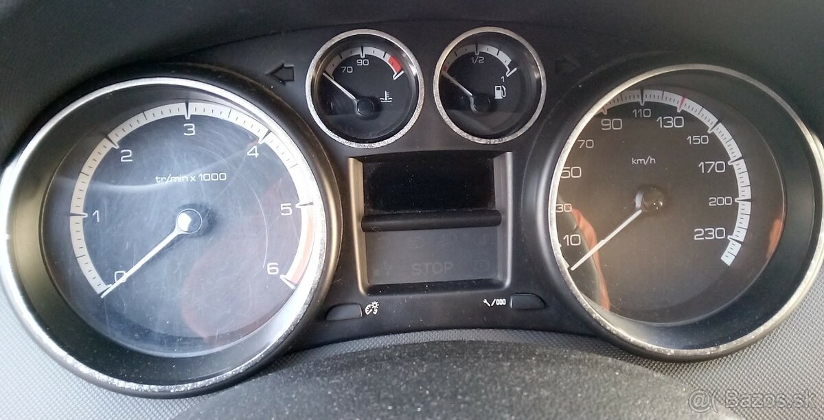 Peugeot 308 1,6HDi 80kw kód:9HZ - 6