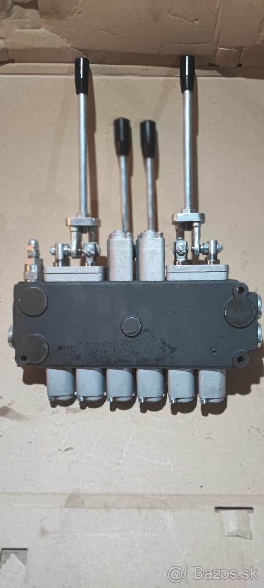 Hydraulický rozvádzač - 6