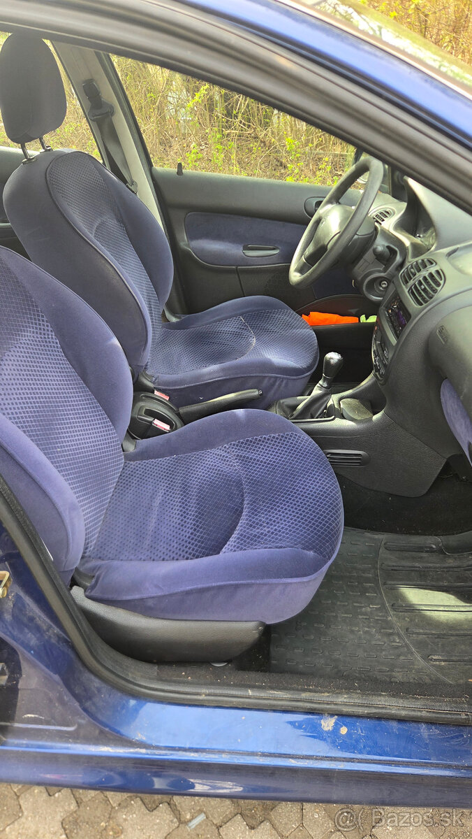 Peugeot 206, 2004 - 6