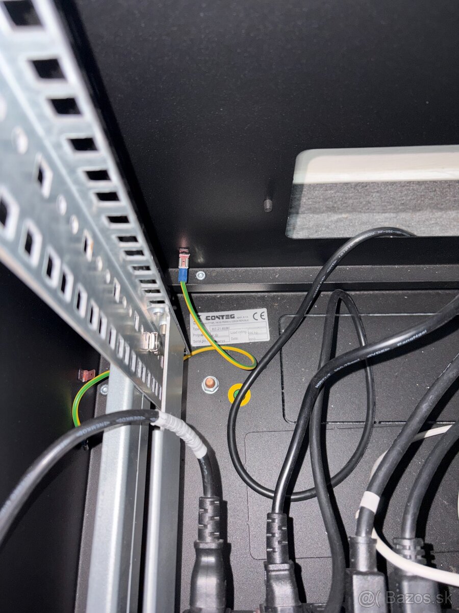 Serverova skrina CONTEG R17-21-60/80 - 6